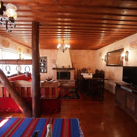 Dora'S House At Agios Germanos Prespes Guest House Eksteriør bilde
